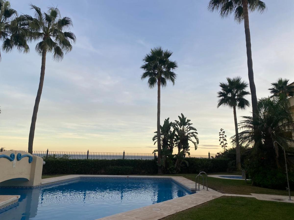 Playa Costa Quebrada Apartment Benalmadena Bagian luar foto